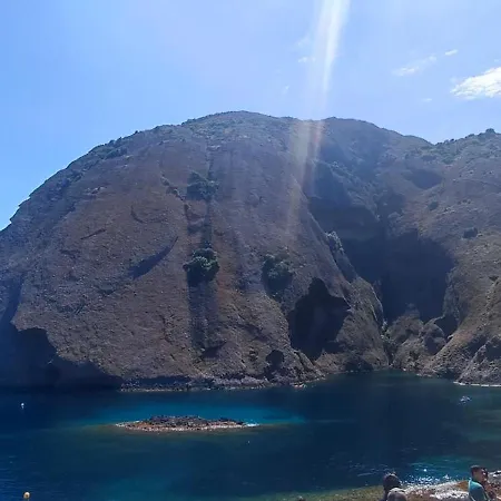 D'hotes Chante Cigale