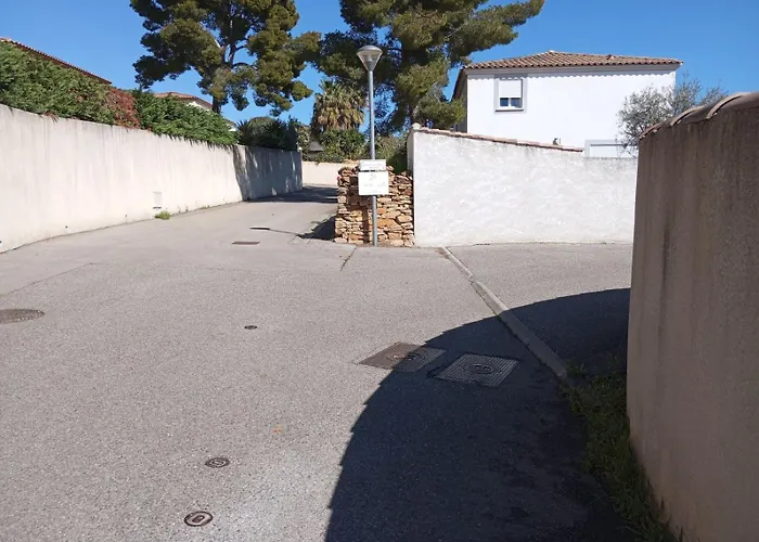 D'hotes Chante Cigale 3*